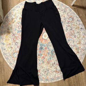 LIVI Active Black Flared Pants
